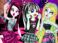 Permainan Tantangan Instagram: Monster High Vs. Putri Disney secara online